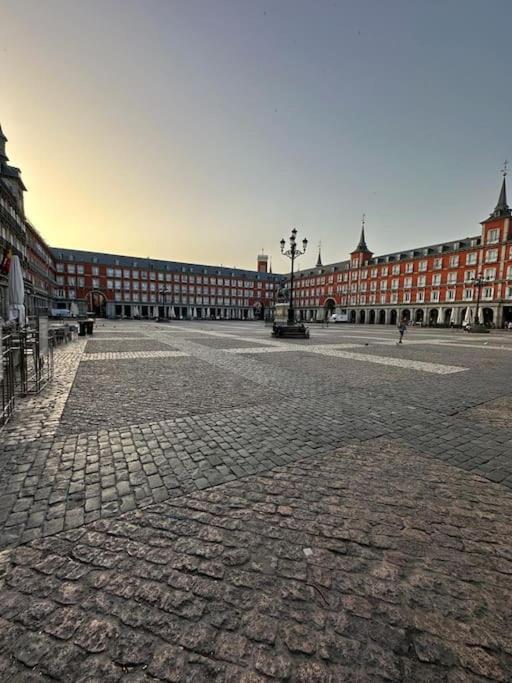 Ferienwohnung Economico Piso En Madrid Centro Exterior foto